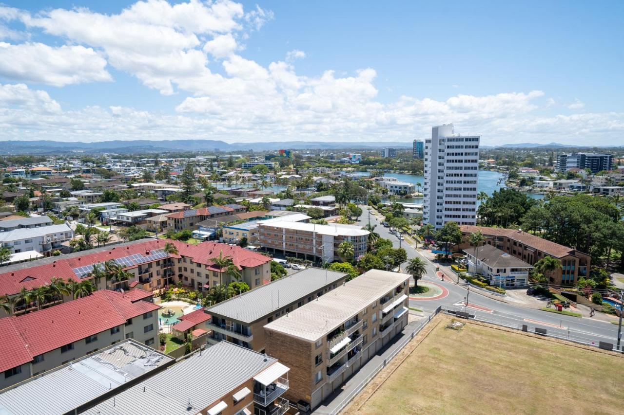 Large Surfers Paradise Apartment With Fantastic Views Gold Coast Exterior photo